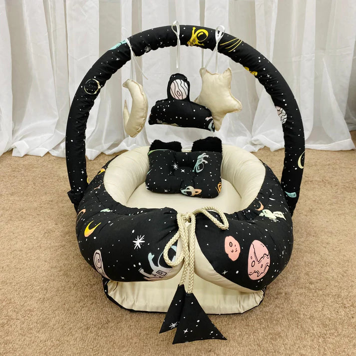 Printed Baby Snuggle Bed with Hanging Rod – Galaxy Black | Cotton Newborn Nest - Paidaish 
