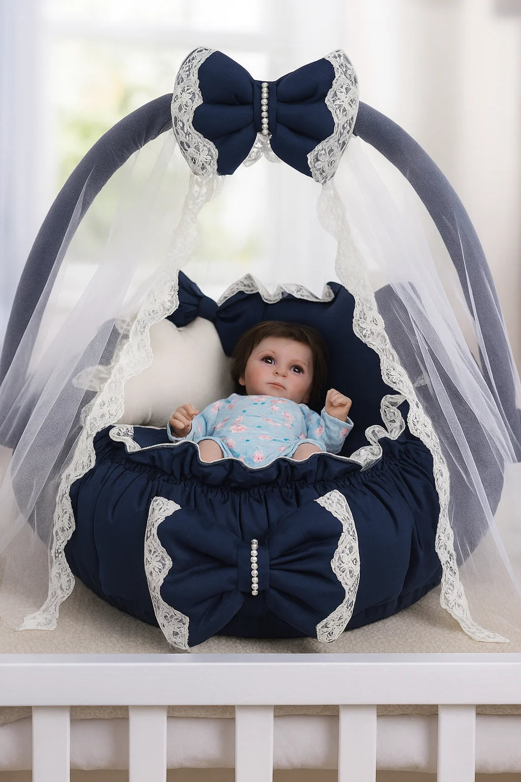 Luxury Baby Round Snuggle Bed with Pillows & Mosquito Net – Navy Blue & Off White - Paidaish 