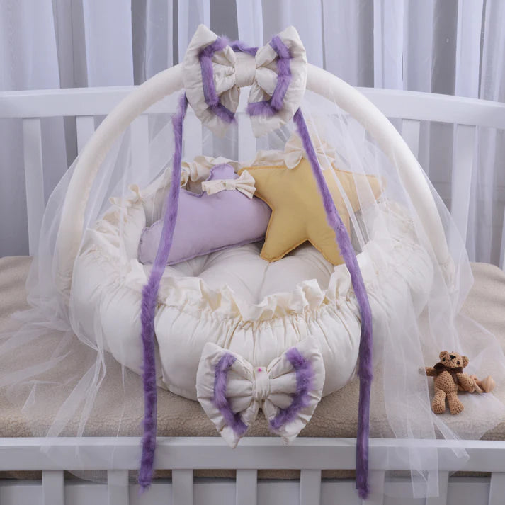 Luxury Baby Snuggle Bed with Pillows & Net- Off White