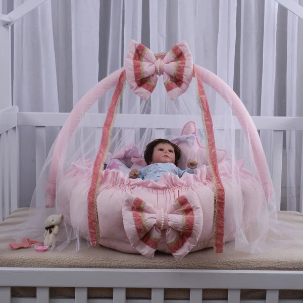 Luxury Baby Round Snuggle Bed with Pillows & Net- Pink Star