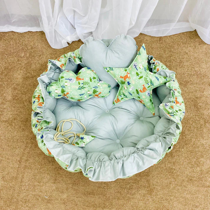 Printed Cotton Baby Round Snuggle Bed with Pillows-Little Trees