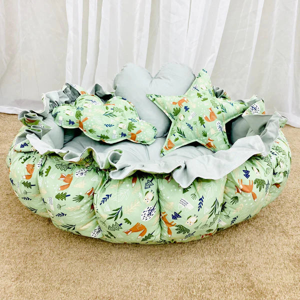 Printed Cotton Baby Round Snuggle Bed with Pillows-Little Trees