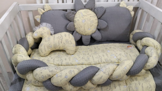 Printed Cotton Baby Cot Set – Gray | 7-Piece Newborn Bedding & Blanket Set