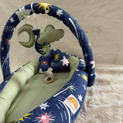 Printed Cotton Baby Snuggle Set with Mosquito Net, Pillow & Toy Rod – Shiny Pastel Green
