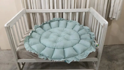 Printed Cotton Baby Round Cot with Pillow & Toy Hanging Rod – Cadet Zoo