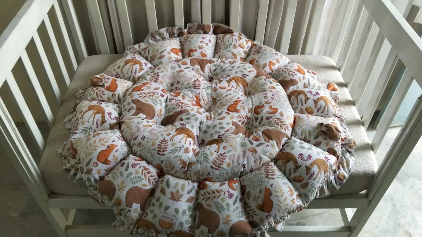 Printed Cotton Baby Round Cot with Pillow & Toy Hanging Rod – Green Deer