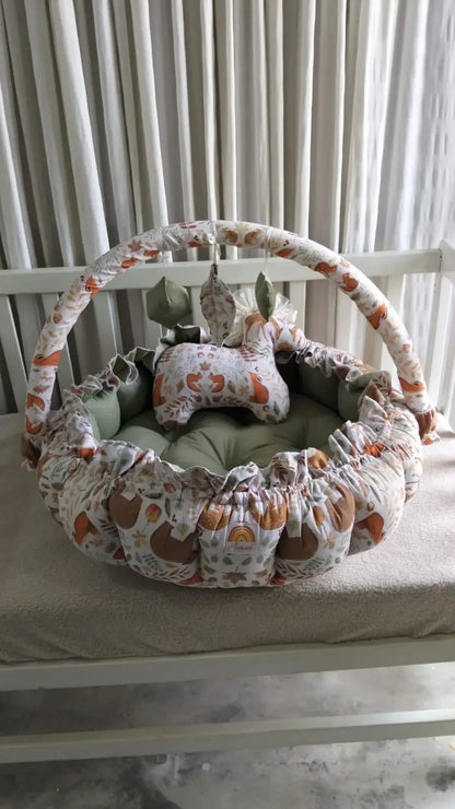 Printed Cotton Baby Round Cot with Pillow & Toy Hanging Rod – Green Deer