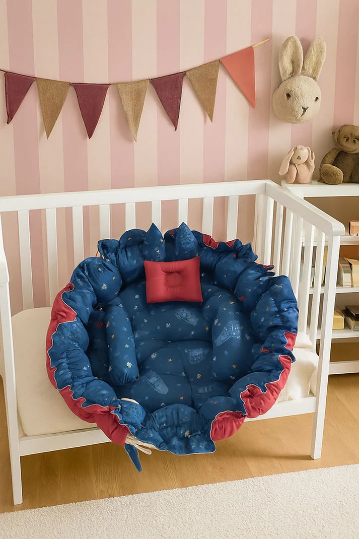 Printed Cotton Baby Round Snuggle Bed with Soft Pillows & Toy Hanging Rod Navy – Maroon Snow - Paidaish 